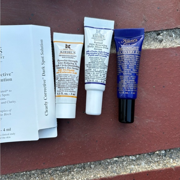 Kiehl's Skincare Set with Purple Pouch - Picture 2 of 7